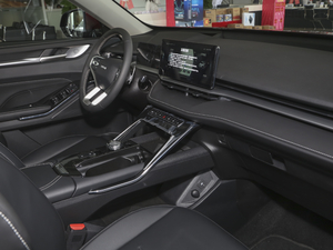 2021款第三代 1.5T 自动两驱Max 中控区