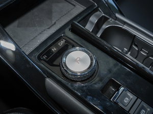 2021款第三代 1.5T 自动两驱Pro 换挡杆