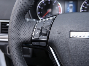 2021款运动版 1.5T 手动精英智联型 中控区