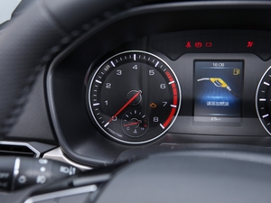 2021款运动版 1.5T 手动精英智联型 中控区