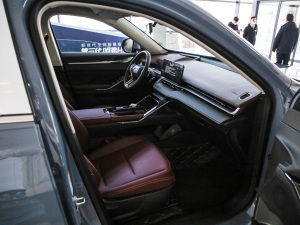 2021 2.0T ԄMax п؅^