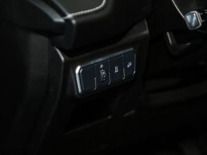 2021 2.0T ԄMax п؅^