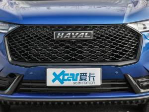 2021款第三代 2.0T 自动四驱Supreme 中网
