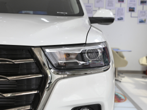 2021款国潮版 1.5T 自动都市版 大灯