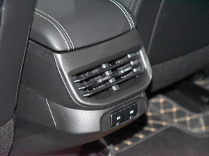 2021 1.5T ԄӃSupreme+ п؅^