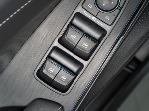 2021 2.0T ԄSupreme+ п؅^