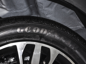 20212.0T (q)i ݆̥Ʒ