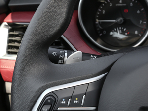 2021 1.5T ԄӃ򌾫Ӣ п؅^