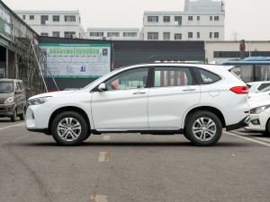 2021款PLUS 1.5T DCT精英智联型 正侧（左）