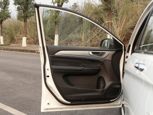 2021PLUS 1.5T քӾӢ {λ܇T