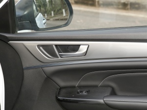 2021PLUS 1.5T ք(dng)Ӣ(lin) g