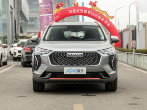 2021款1.5T 自动大三版 正前