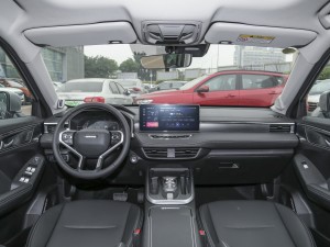 2021款1.5T 自动大三版 内饰全景