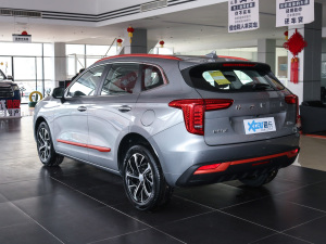2021款1.5T 手动大二版 左后45度