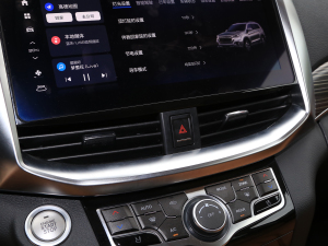 20222.0T (q) 5 {(dio)L(fng)