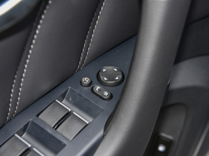 20222.0T 򌾫Ӣ 5 п؅^