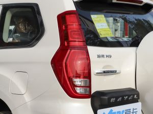 2022款2.0T 四驱智享型 5座 尾灯