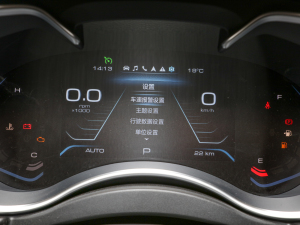 20222.0T (q)m 7 п؅^(q)