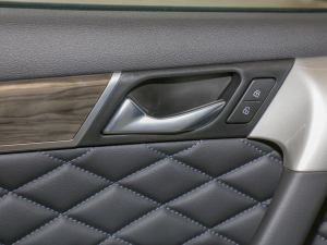 20222.0T (q)m 7 п؅^(q)