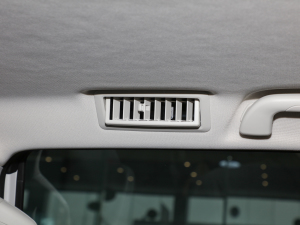 20222.0T (q)m 7 п؅^(q)