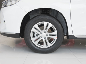 2021款PLUS 1.5T DCT舒享型 轮圈