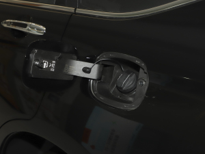 2022款PLUS 1.5T DCT智享型 油箱盖