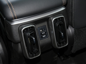 20222.0T DCT(q)Ȯ׷C п؅^(q)