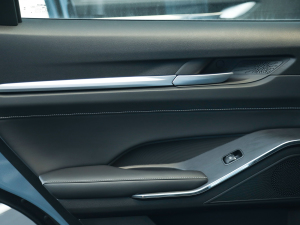 2023DHT-PHEV 110KM а п؅^