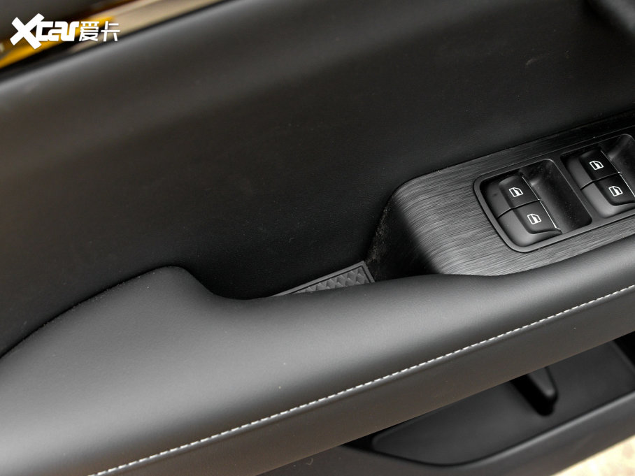 2023PLUS 2.0T 򌳱ҰPlus