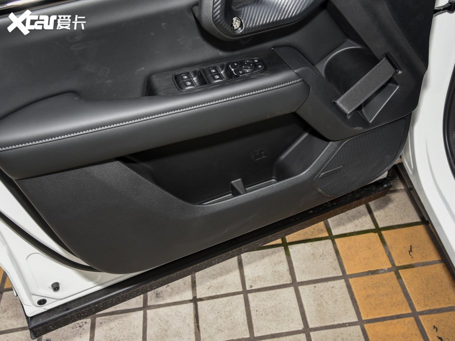 2023PLUS 2.0T (q)ҰPlus