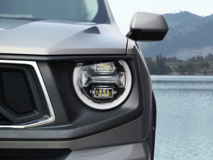 20232.0T 򌳱ҰPlus ^