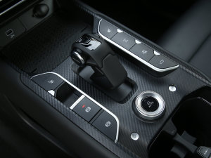 20232.0T 򌳱ҰPlus п؅^