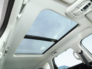 20232.0T 򌳱ҰPlus п؅^