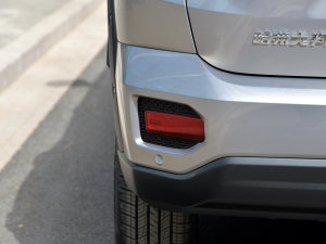 20232.0T 򌳱ҰPlus ^