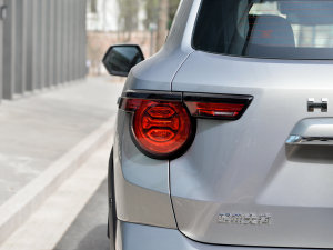 20232.0T 򌳱ҰPlus ^