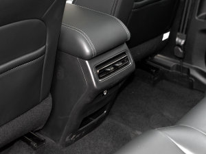 20232.0T 򌳱ҰPlus п؅^