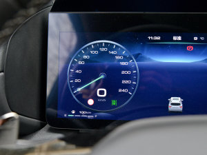 20232.0T 򌳱ҰPlus п؅^