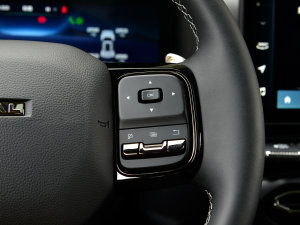 20232.0T 򌳱ҰPlus п؅^