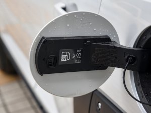 20232.0T 򌳱ҰPlus ^