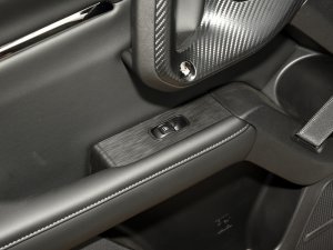 20232.0T 򌳱ҰPlus ܇ƅ^