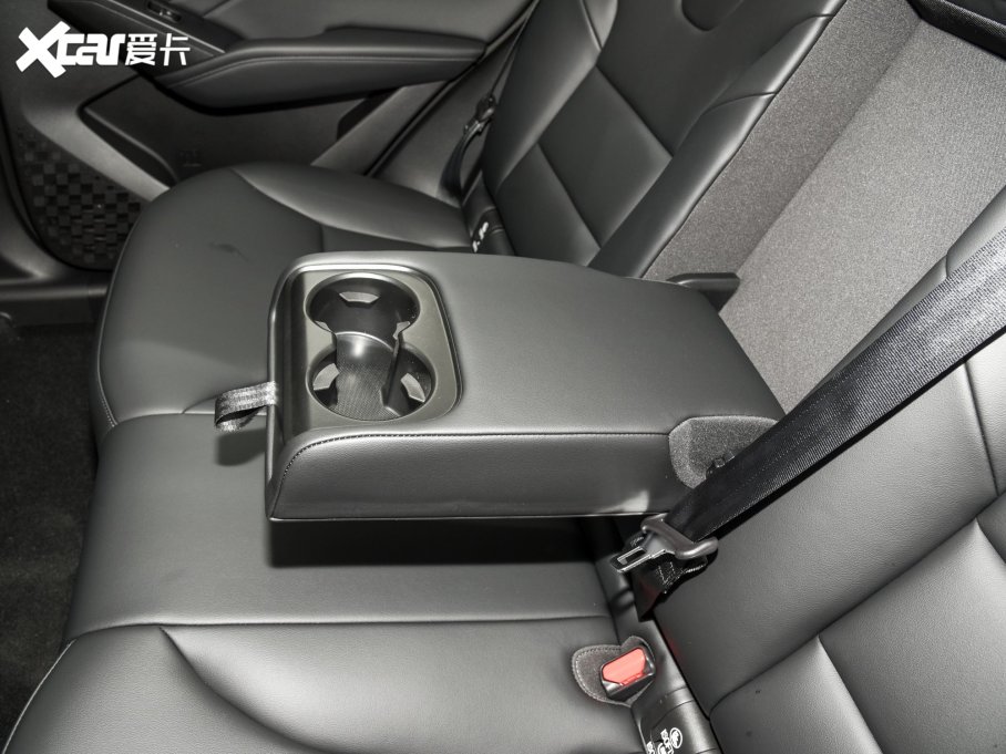 2023nMAX 1.5L Hi4 105 I