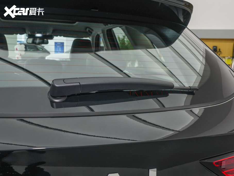 2023nMAX 1.5L Hi4 105 (q)Ş