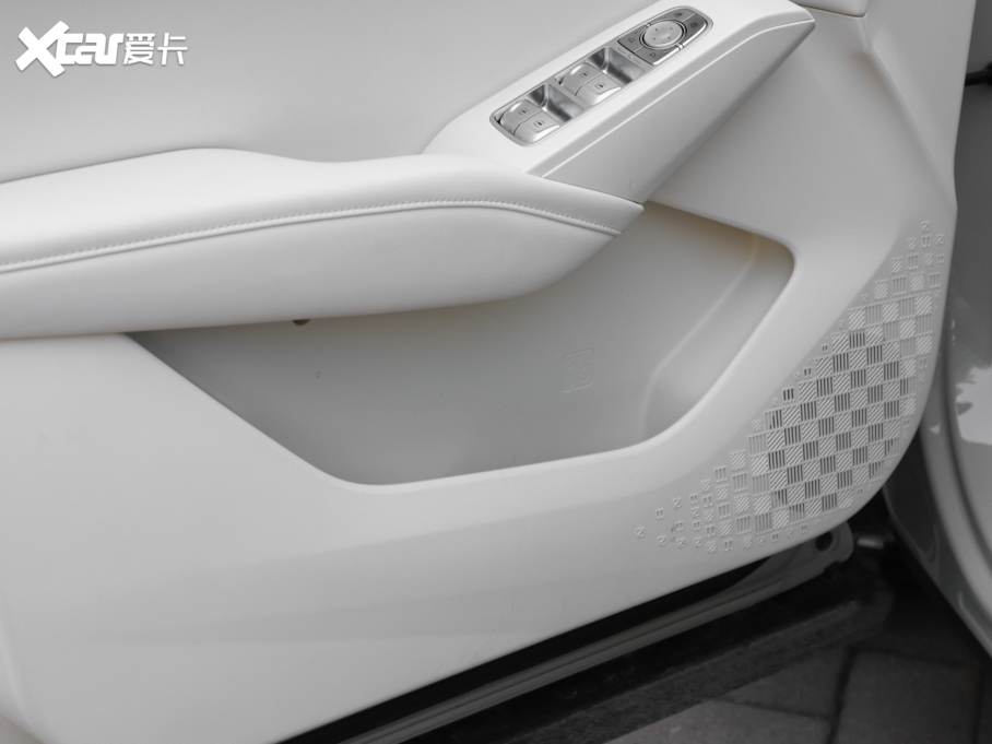 2023nMAX Hi4 165 Ultra {