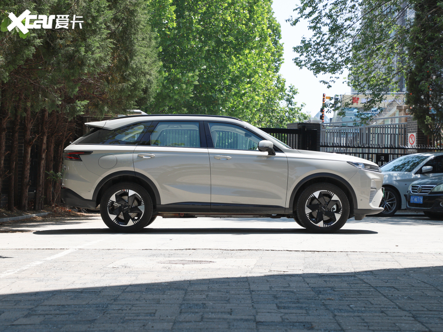 2023nMAX Hi4 165 Ultra {