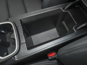 2023款1.5L Hi4 105 四驱智能旗舰版 空间座椅