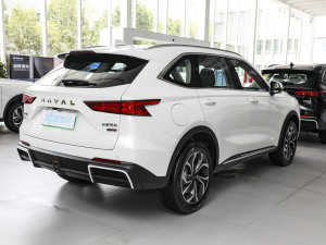 2023款1.5L Hi4 105 四驱精英版 右后45度