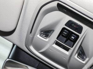 20231.5L Hi4 105 򌾫Ӣ п؅^