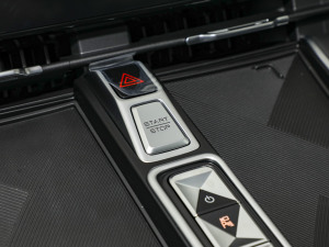 20231.5L Hi4 105 򌾫Ӣ п؅^