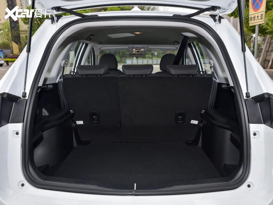 2023M6 PLUS 1.5T DCTӢ