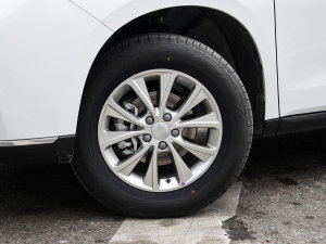 2023款PLUS 1.5T DCT豪华智联型 轮圈